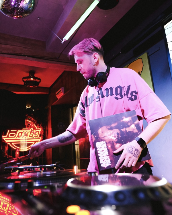 Диджеи Сергей Лосев