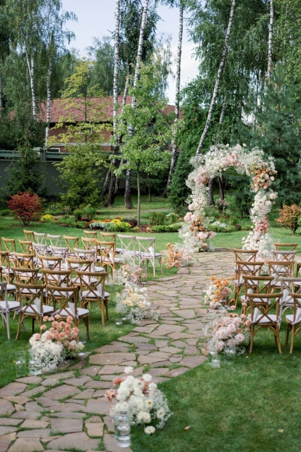 Свадьба под открытым небом: нюансы подготовки и