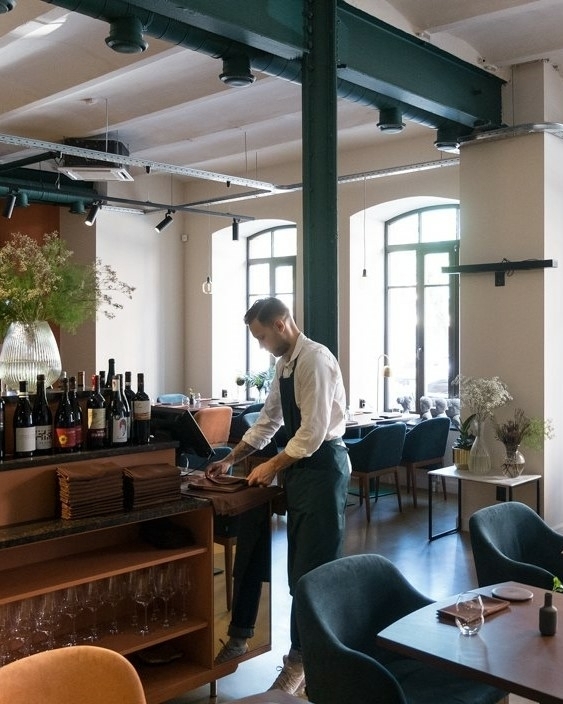 Где отметить помолвку в Питере