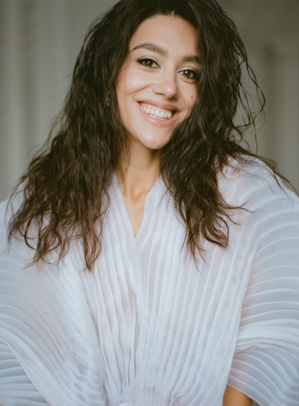 Стильная свадебная съемка в эстетике фильма «Дом