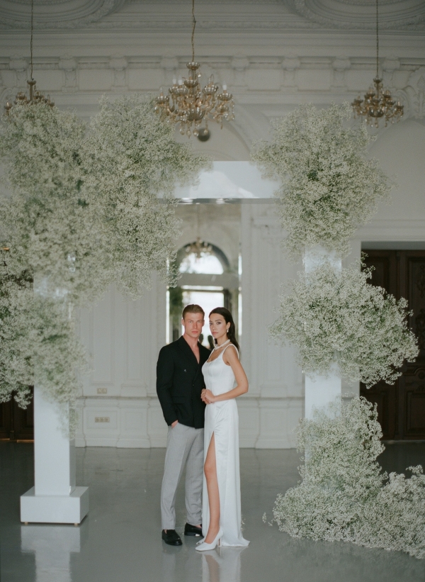 Стильная свадебная съемка в эстетике фильма «Дом