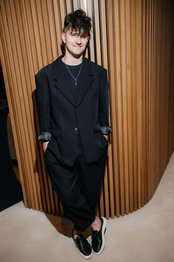 Диджеи Денис Вильман