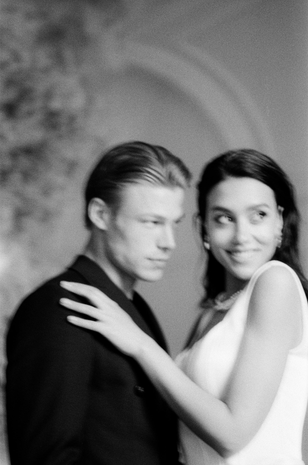 Стильная свадебная съемка в эстетике фильма «Дом