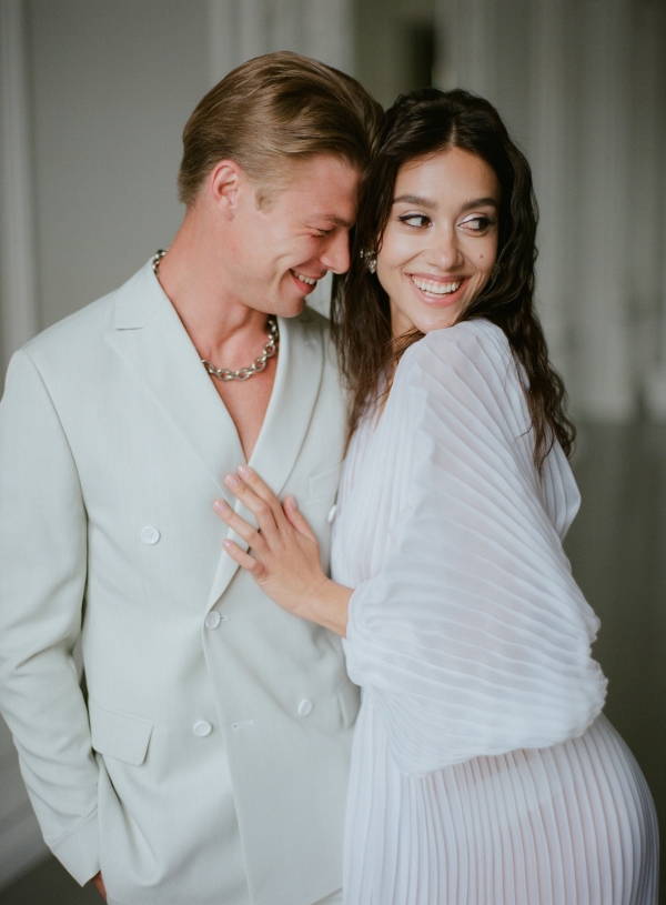 Стильная свадебная съемка в эстетике фильма «Дом