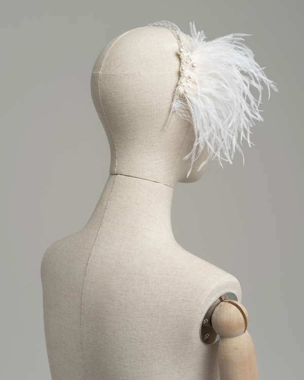 Аксессуары с перьями, которые нужны каждой невесте