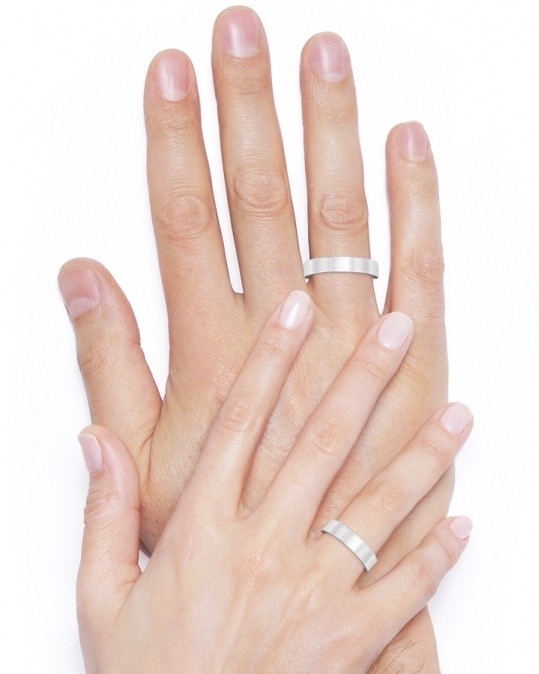 Где искать классические обручальные кольца в Москве?