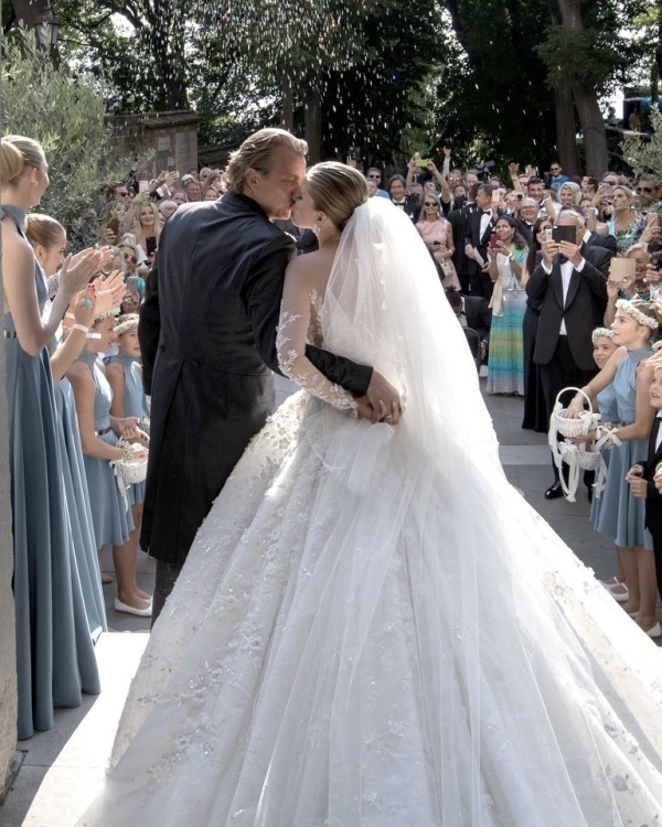 15 самых стильных свадебных платьев в истории