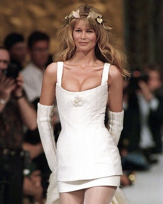 15 самых стильных свадебных платьев в истории