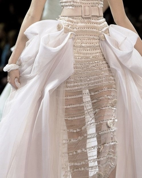 15 самых стильных свадебных платьев в истории