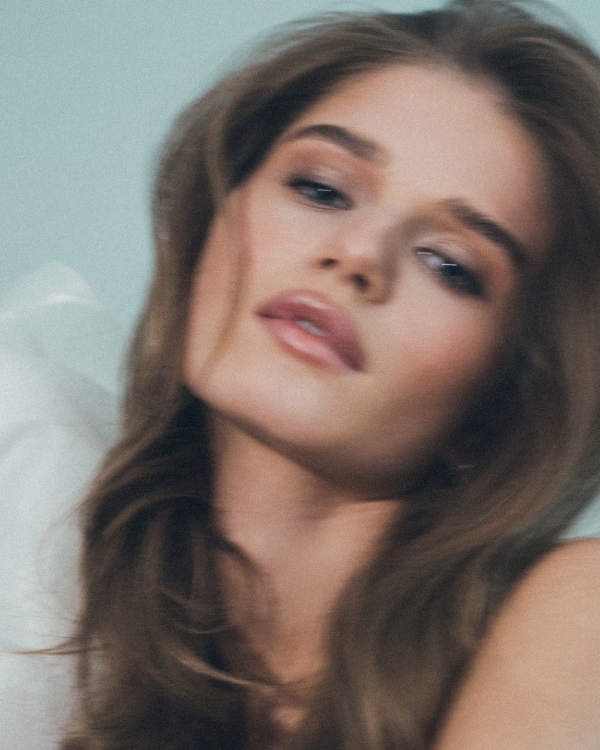 Как придать объем волосам?