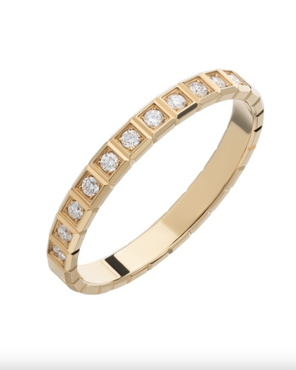 Где искать классические обручальные кольца в Москве?