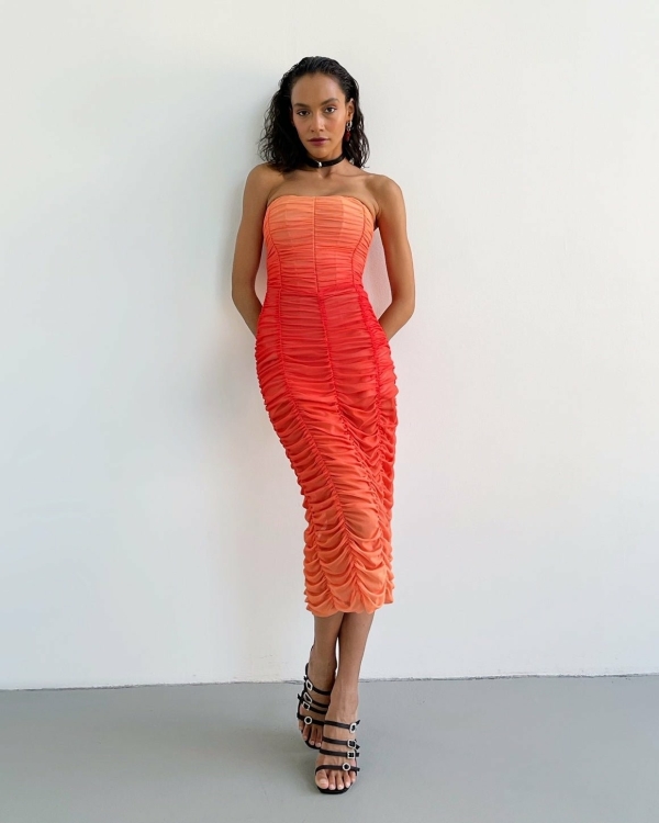 Летние образы для гостей на свадьбе