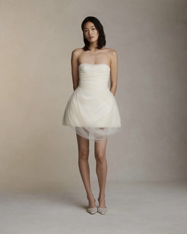 12 свадебных платьев, которые никогда не выйдут