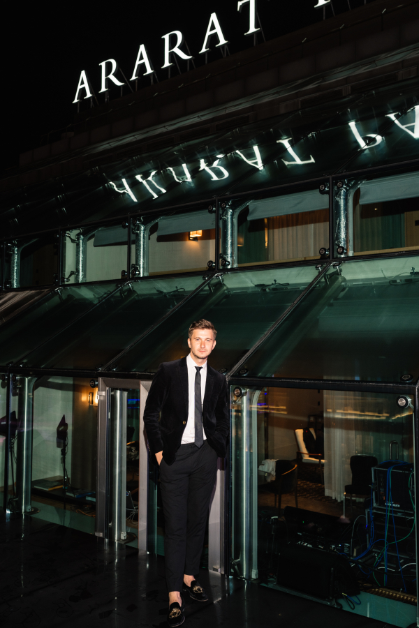 Открытие летней террасы — долгожданная вечеринка в Ararat Park