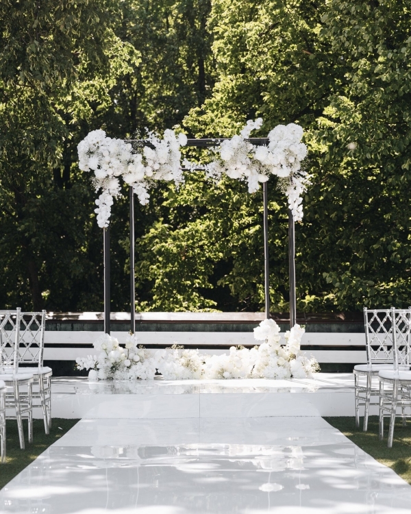 Свадьба на 200 гостей или футуристичная вечеринка