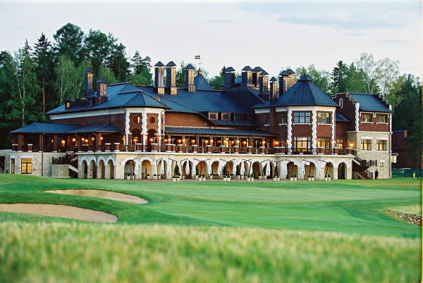 Площадки Гольф & Яхт клуб Пестово