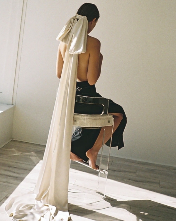 10 модных аксессуаров для волос, которые разнообразят