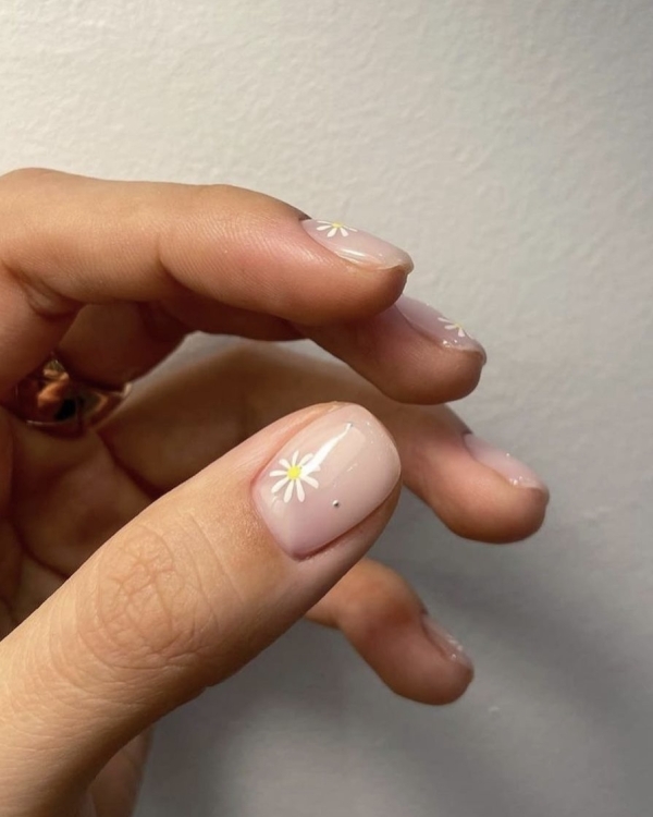 20 идей естественного свадебного маникюра на лето