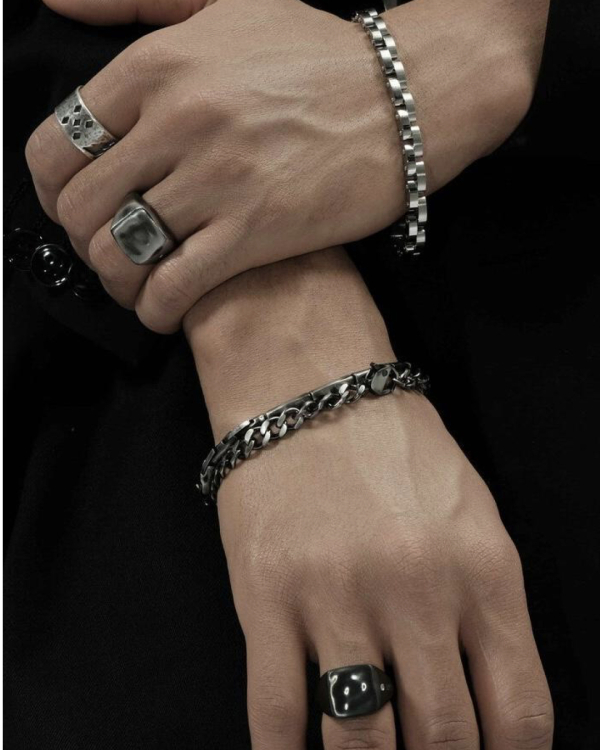 Скучный образ жениха? Дополните его стильными аксессуарами