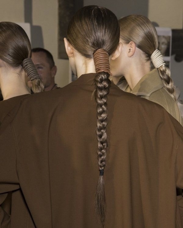 30 модных идей причесок для свадебного образа