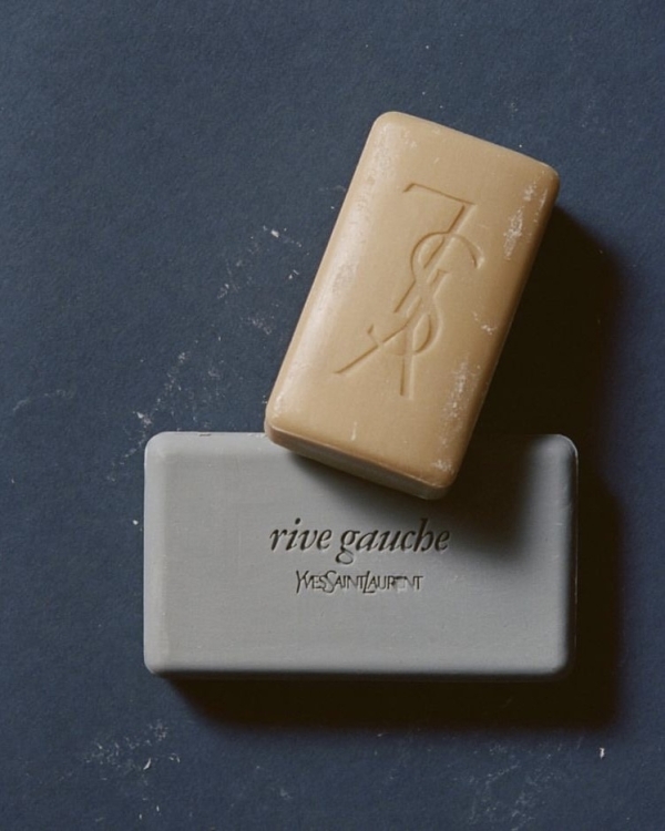 Бьюти-календарь на июль: когда делать стрижки, окрашивание,