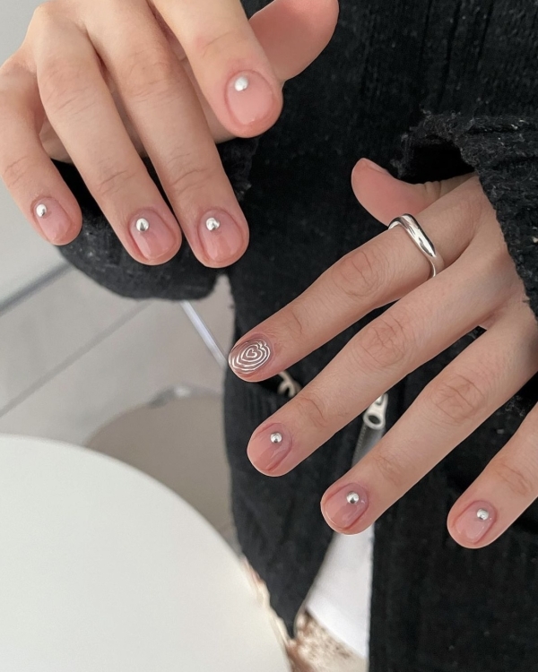 20 идей естественного свадебного маникюра на лето