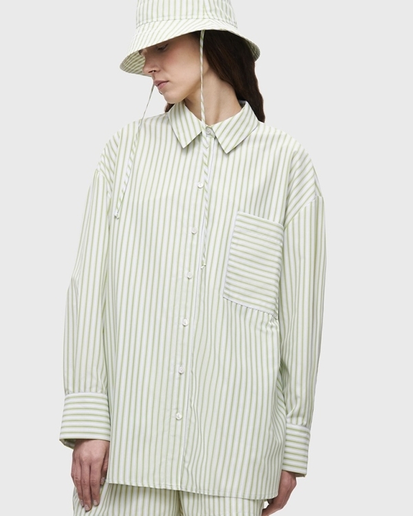 10 стильных рубашек для утра невесты и