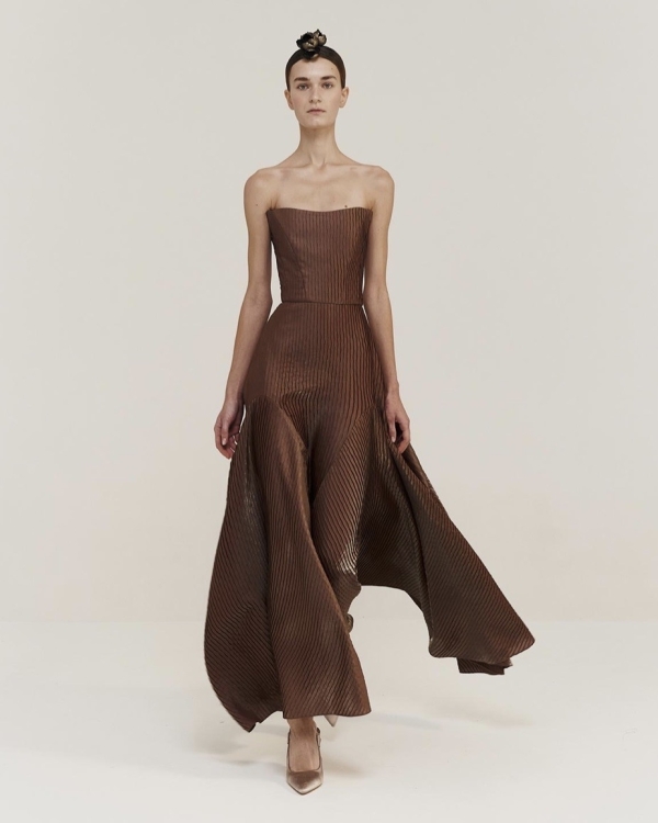 16 вечерних платьев для летних свадеб и