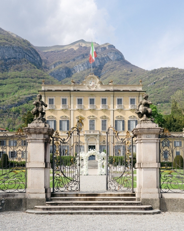 Свадьба в европейском стиле на исторической вилле