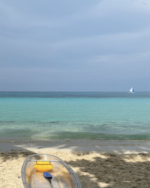 Понадобятся только купальник и загранпаспорт: безвизовые страны