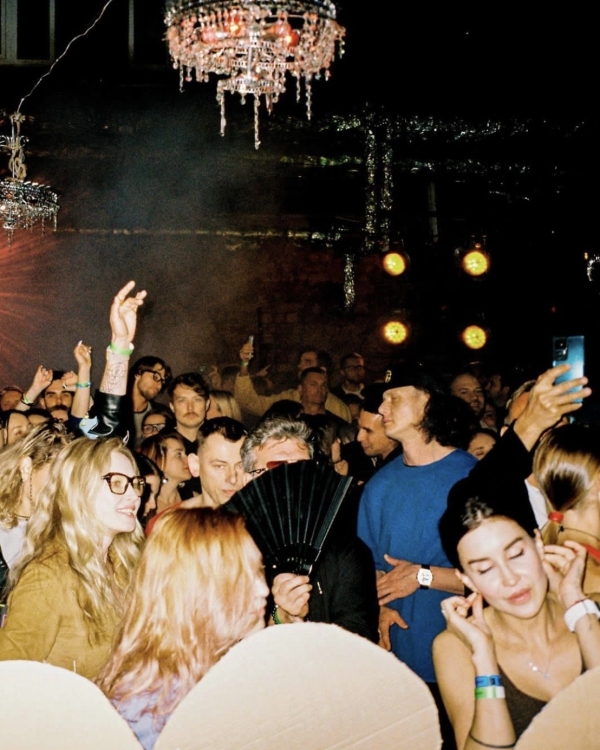 Дачная атмосфера в Muse, пышные оладушки в