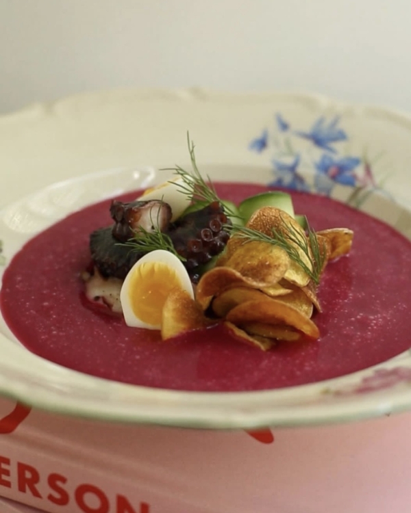 Кино на свежем воздухе в «Стрелке», окрошка