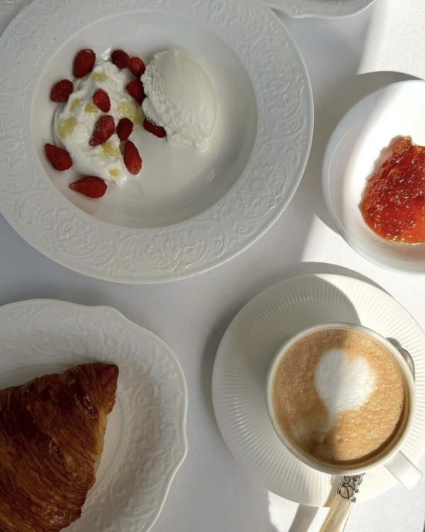 Кино на свежем воздухе в «Стрелке», окрошка