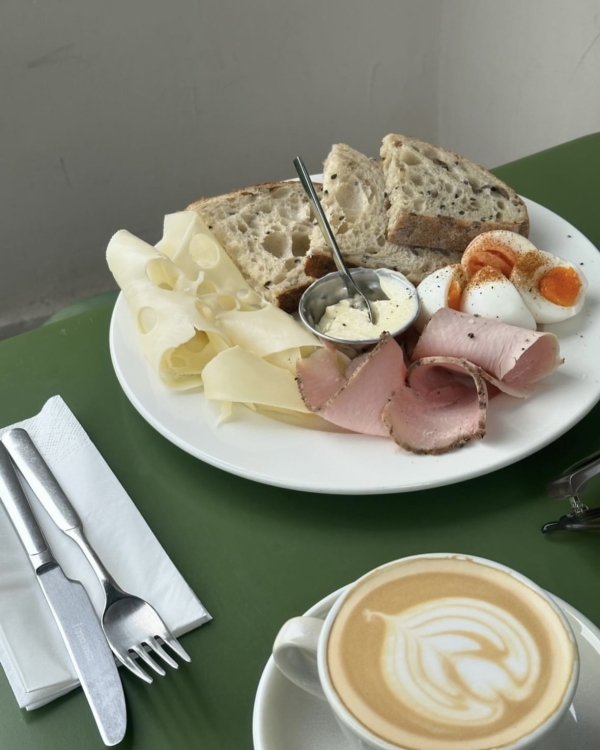 «Красивая жизнь» в Музее русского импрессионизма, освежающая