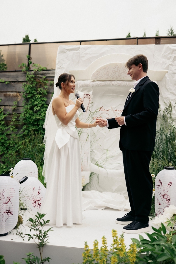 Красной нитью. Вдохновение древними поверьями и вечной