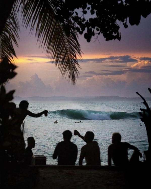 Лови волну! Где встать на серф в