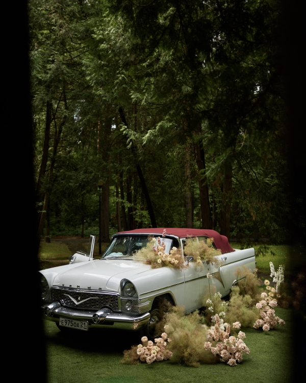 «Из сотен свадеб, что мы успели провести,