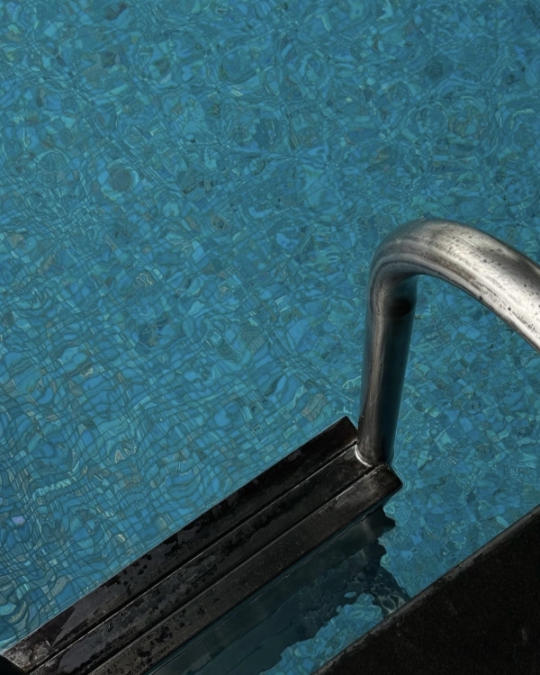 Все купаться! Рассказываем о бассейнах под открытым