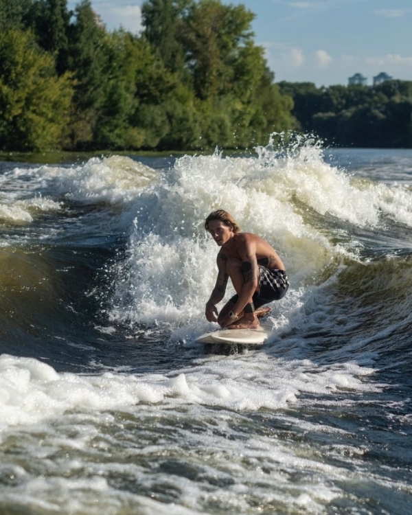 Где загорать в Москве? Пляжи, парки, открытые