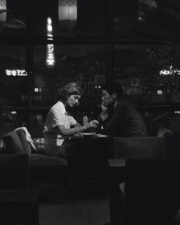 Кино на свежем воздухе в «Стрелке», окрошка