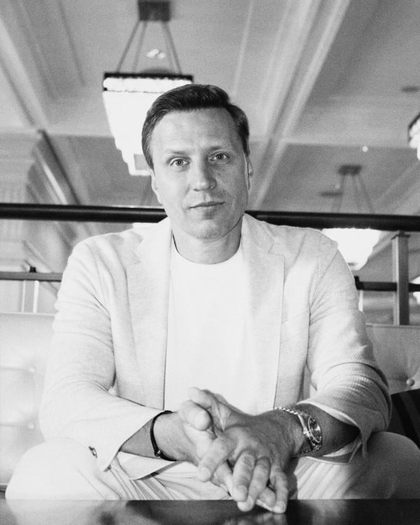 «Мне платят очень большие деньги. Но гораздо