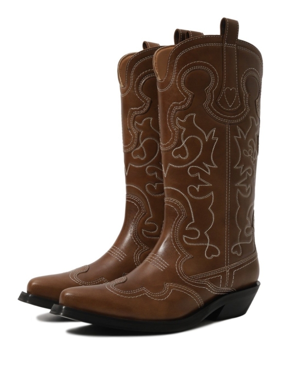 Дресс-код — лен: рассказываем, как можно одеться гостям