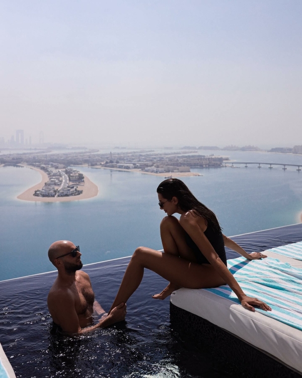 Футуризм, эстетика урбанизма и стильная романтика. Где