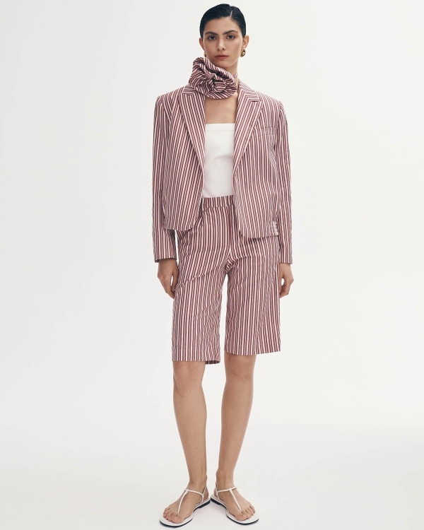 Дресс-код — лен: рассказываем, как можно одеться гостям