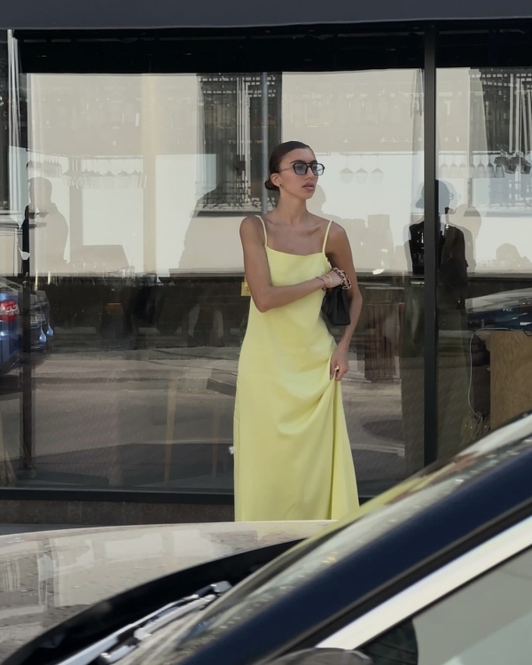 Кино на свежем воздухе в «Стрелке», окрошка