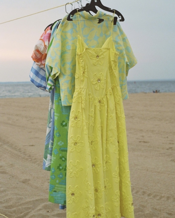 Дресс-код — лен: рассказываем, как можно одеться гостям