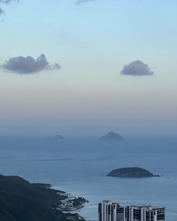 Понадобятся только купальник и загранпаспорт: безвизовые страны