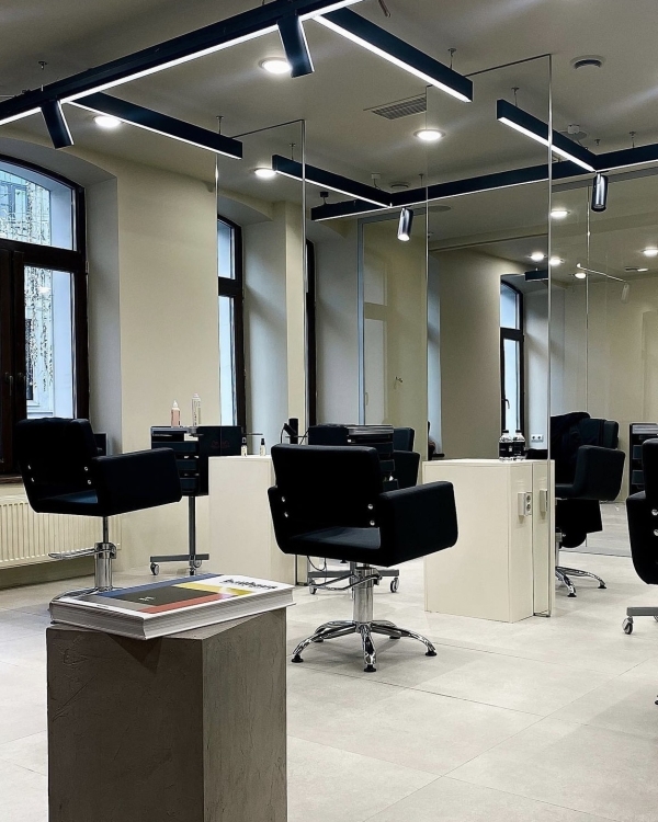 В какие салоны Москвы идти за укладками