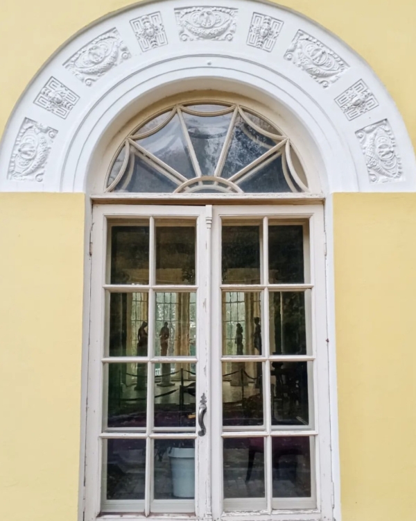 Гедонистам на заметку: 10 красивых загородных усадеб