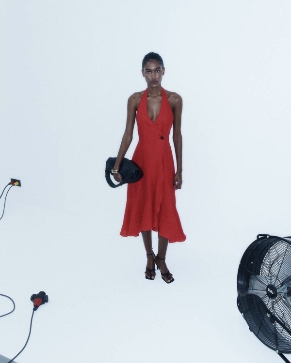 Дресс-код — лен: рассказываем, как можно одеться гостям